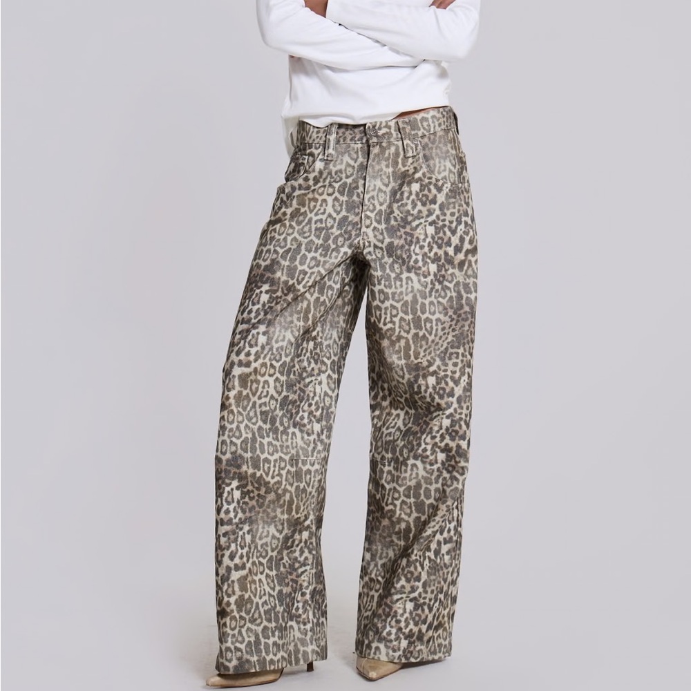 Leopard Print Wide-Leg Pants
